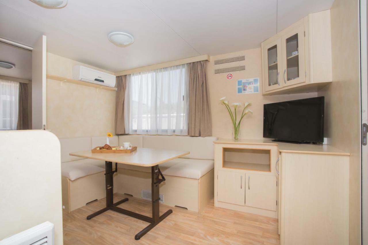 Sunce Mobile Homes & Apartments เกรบัชติซา ภายนอก รูปภาพ